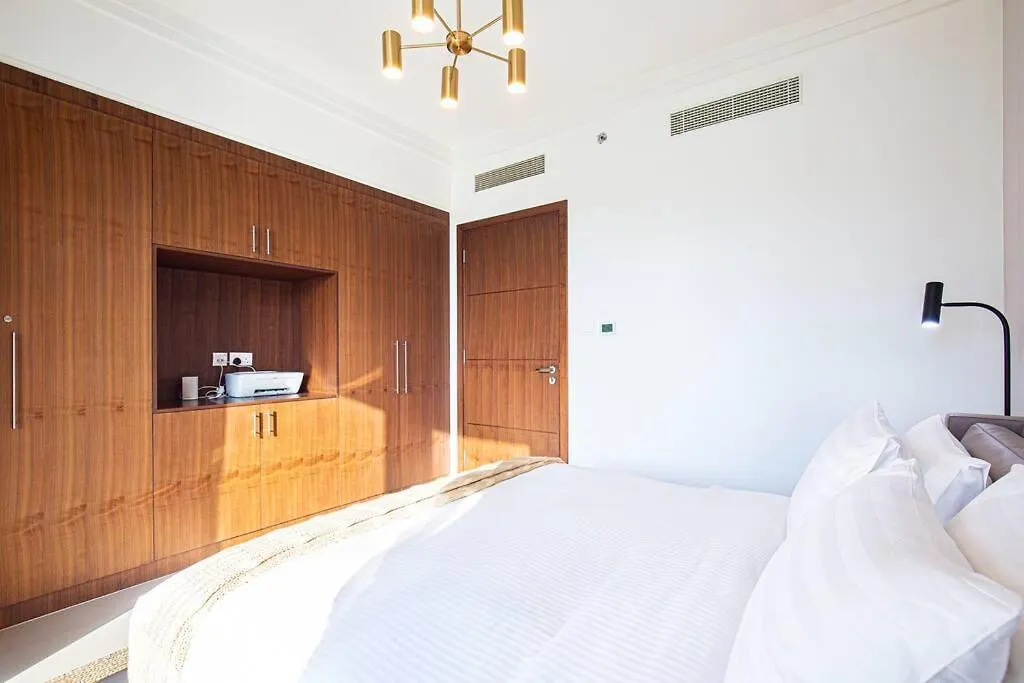 Luxury Level 12 On Boulevard Point Apartment Dubai